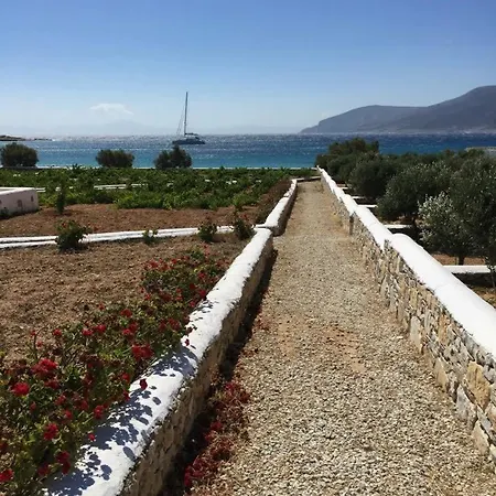 Nektarios Fanos Hotel *